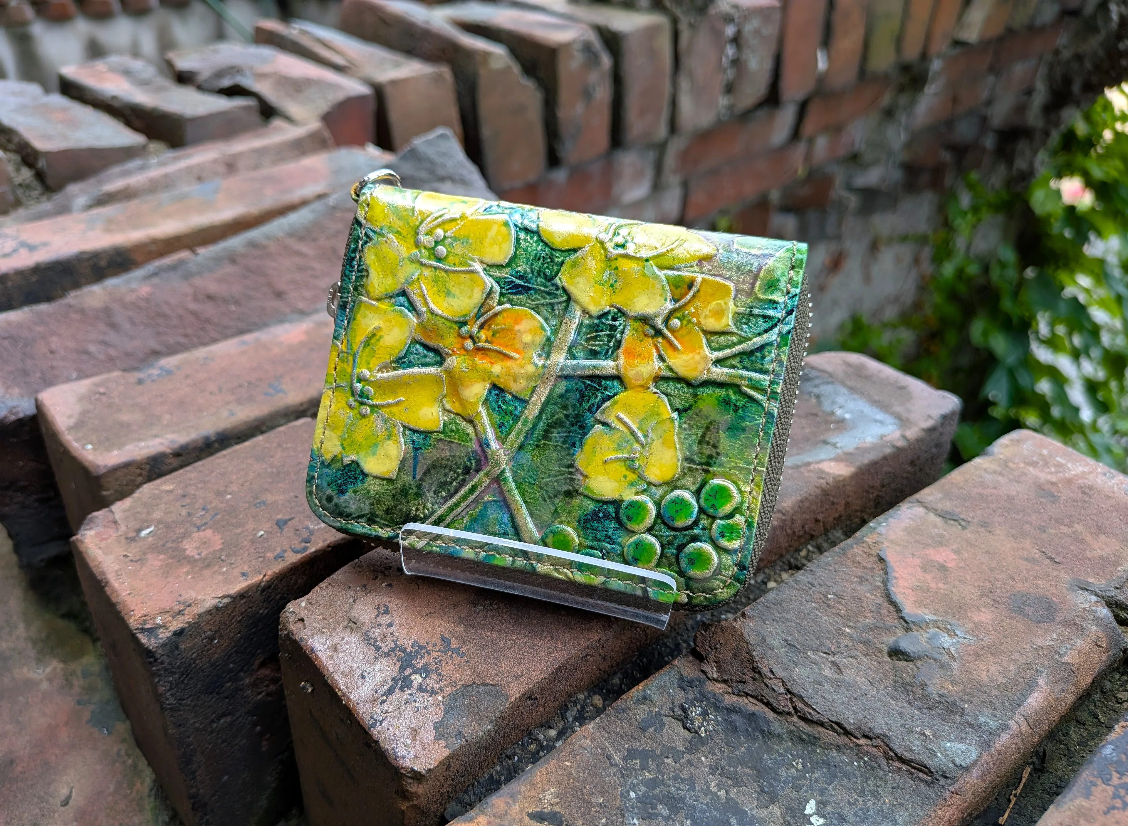 金唐革の作品 4